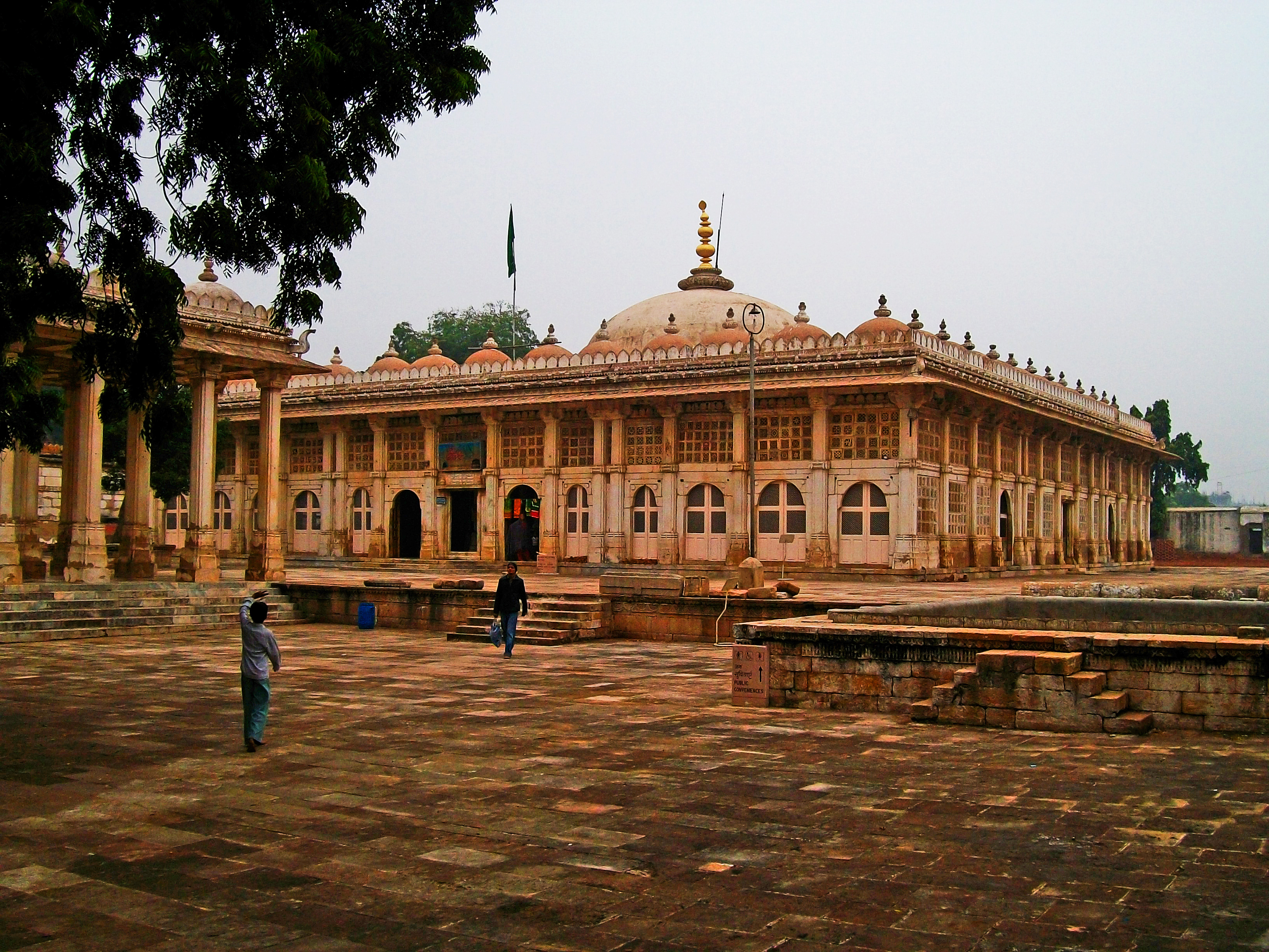 Sarkhej Roza